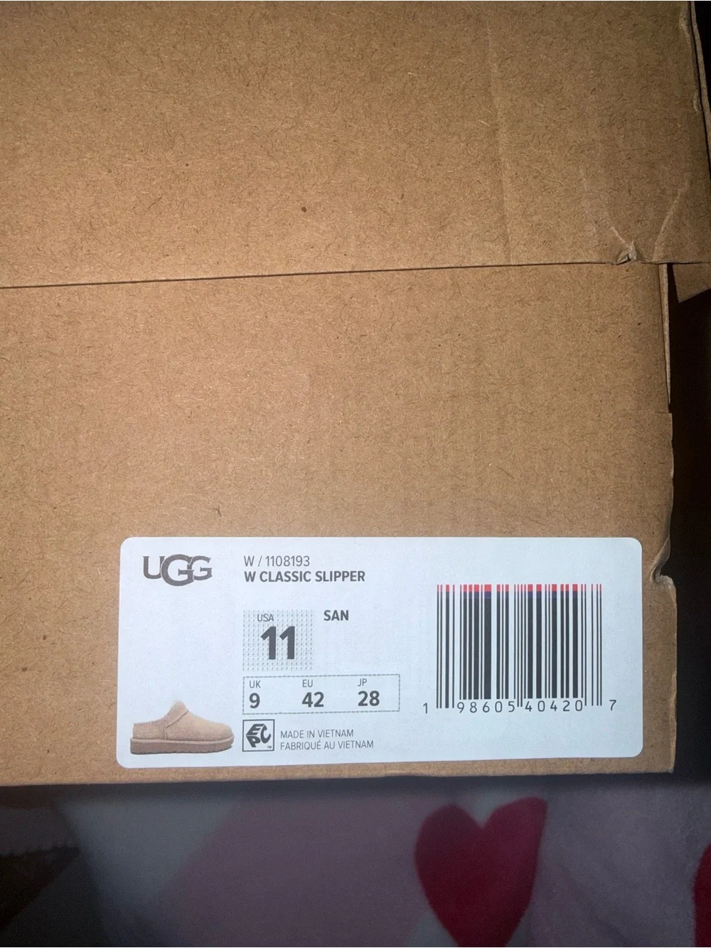 NWT UGG Women’s Classic Slipper in Chestnut, Size 11 - Picture 2 of 8